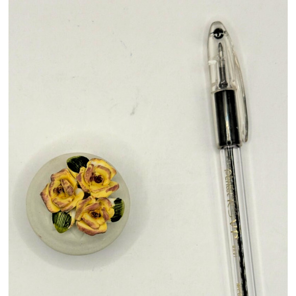 Lidded Floral Porcelain Trinket Box VTG Handcrafted Roses 30CO307797 Small Round - Picture 1 of 6